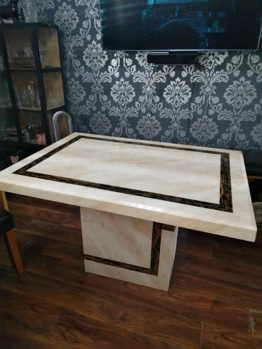 Table Marble - Image 1
