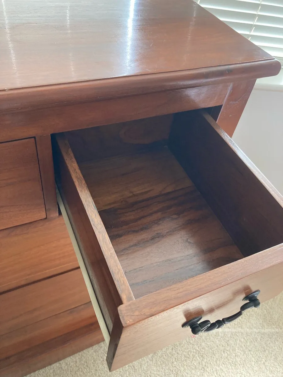Wooden chest of Drawers - Image 3
