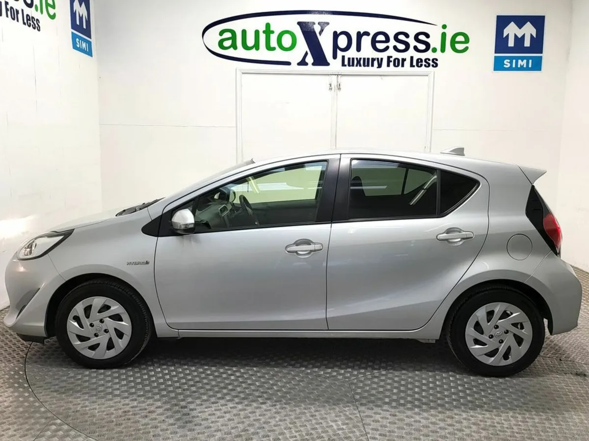 Toyota Aqua 1.5 SELF CHARGING HYBRID Automatic, Re - Image 3
