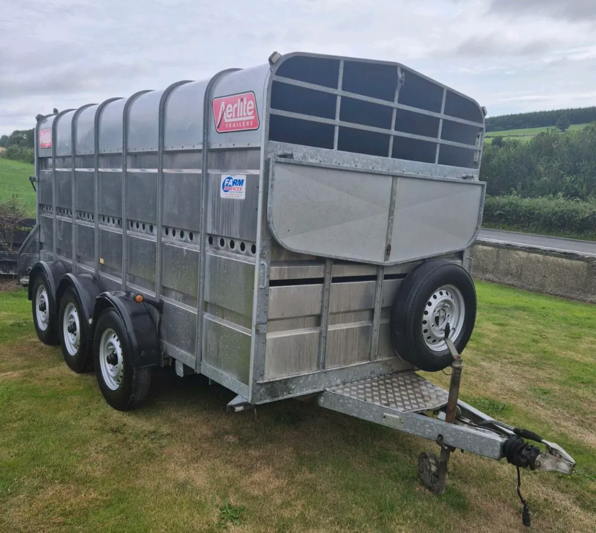 Aerlite 14 x 6 cattle/sheep trailer - Image 1