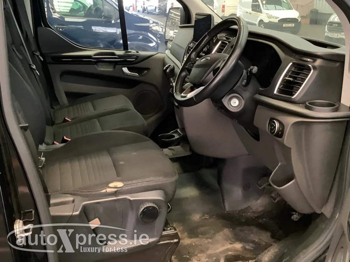 Ford Transit Custom 320 LIMITED P/V ECOBLUE €18500 - Image 2