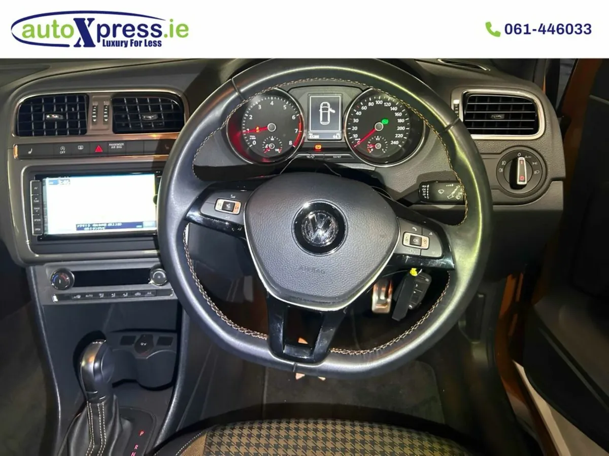 Volkswagen Polo 1.2 TSI Automatic, Reversing camer - Image 2