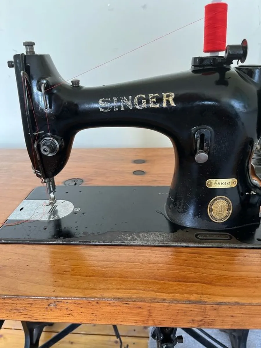 Industrial sewing machine Singer 95 K40 - Image 3