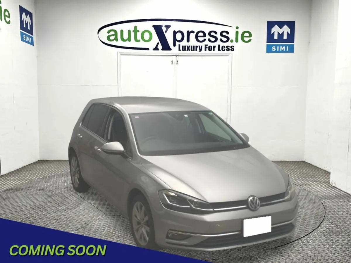 Volkswagen Golf 1.2 TSI Automatic, Reversing camer - Image 1