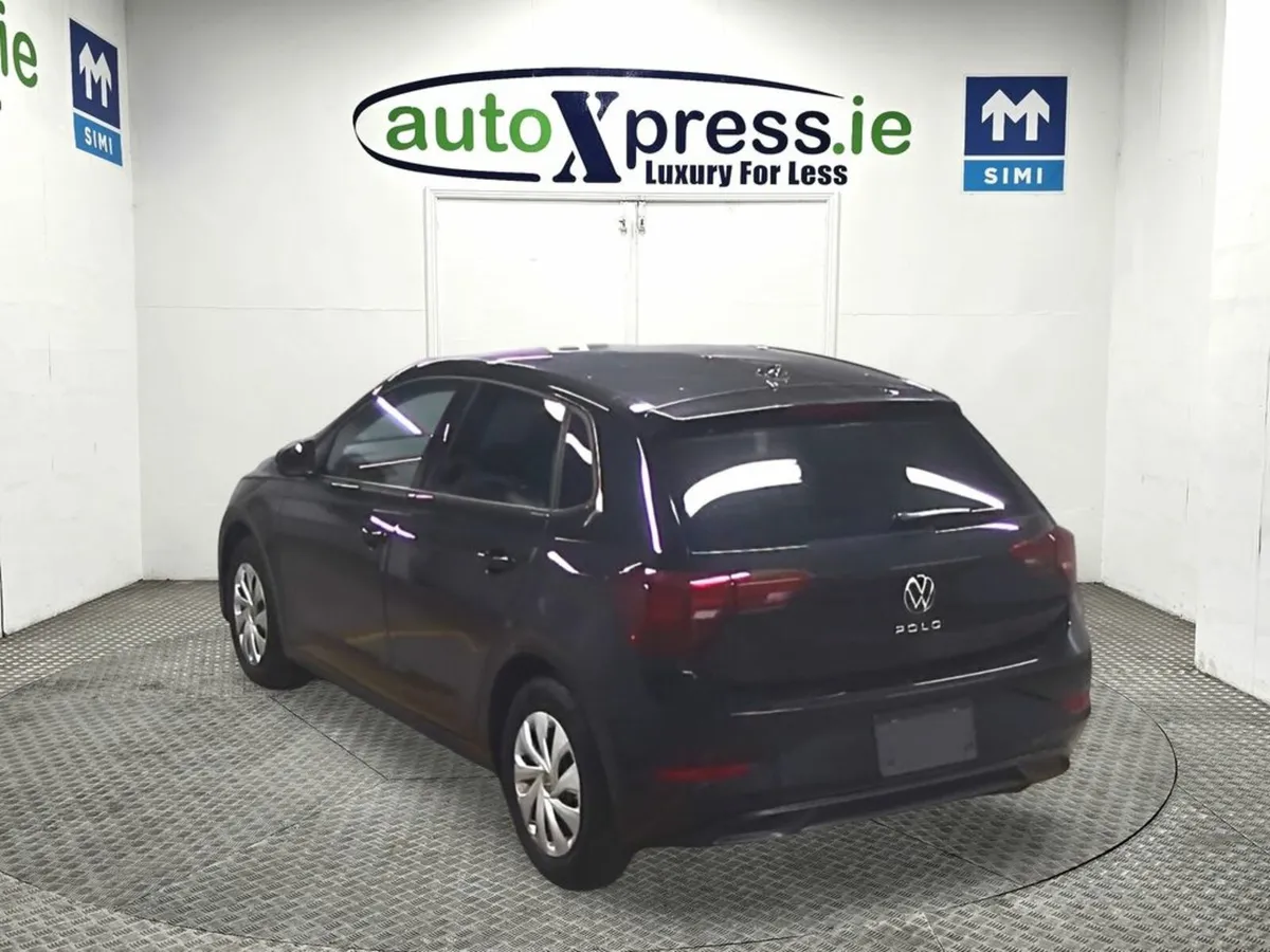 Volkswagen Polo LOW MILEAGE 1.0 TSI ACTIVE Automat - Image 3