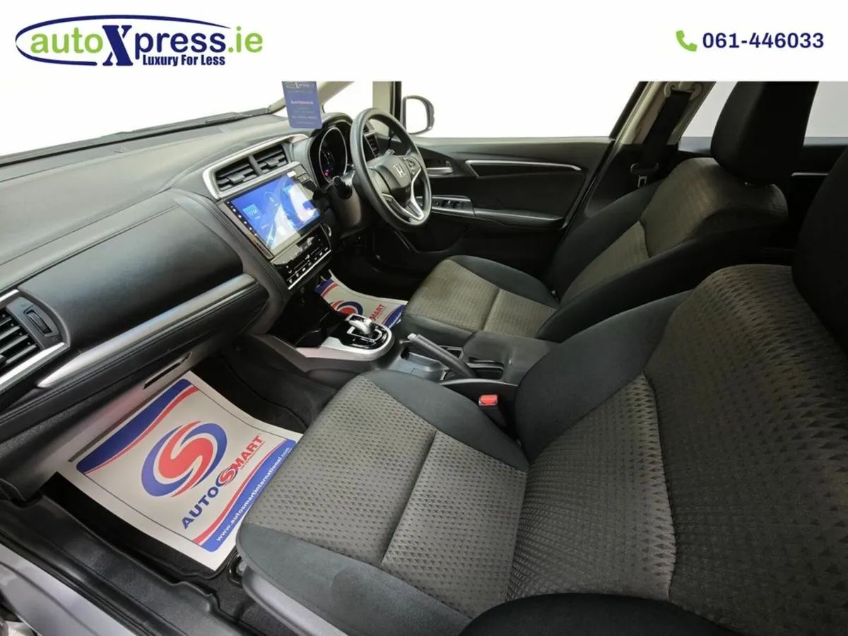Honda Fit 1.5 Self-Charging Hybrid Automatic, Reve - Image 4