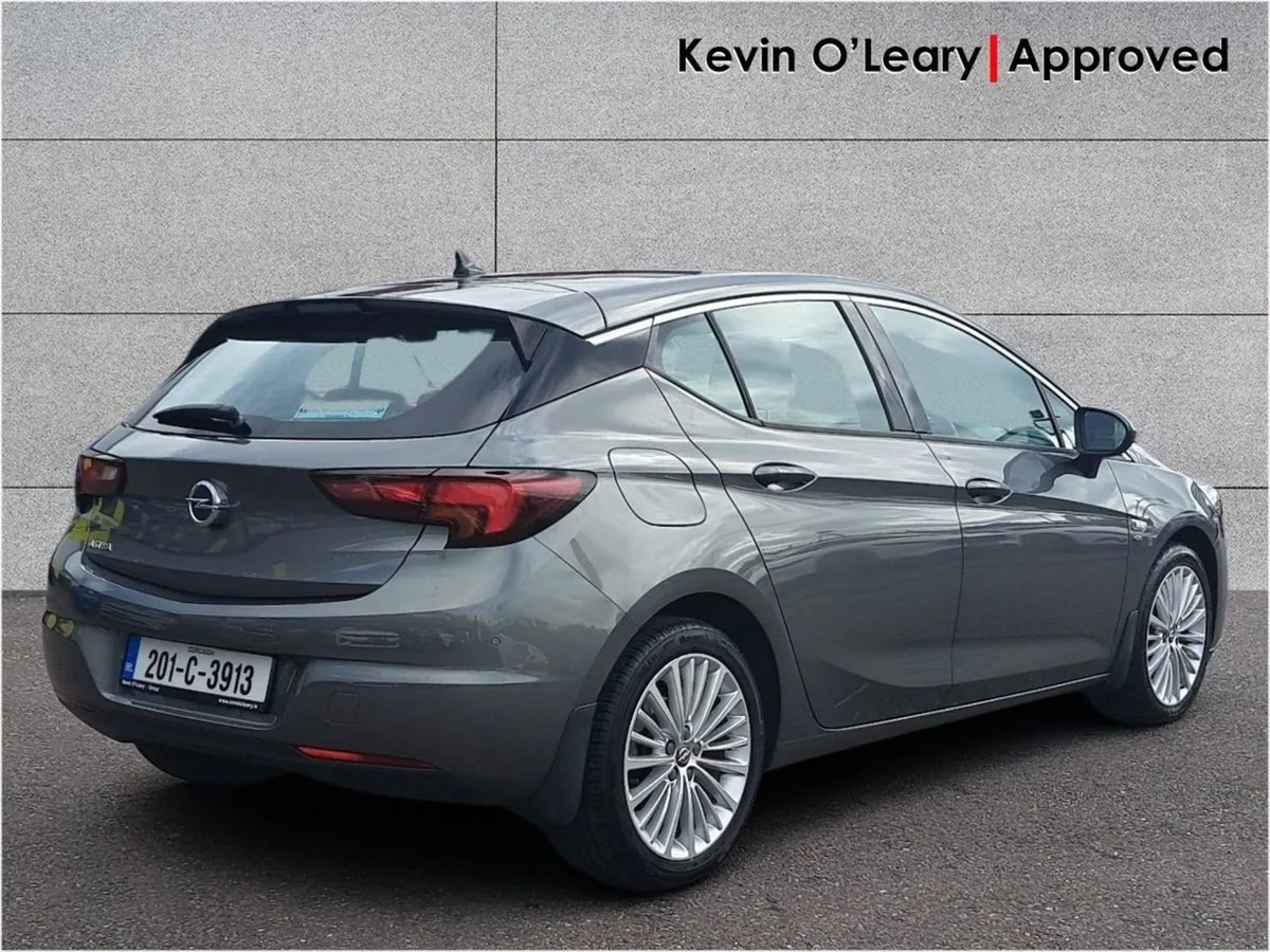 Opel Astra 1.5 TD Elite 5dr. - Image 3