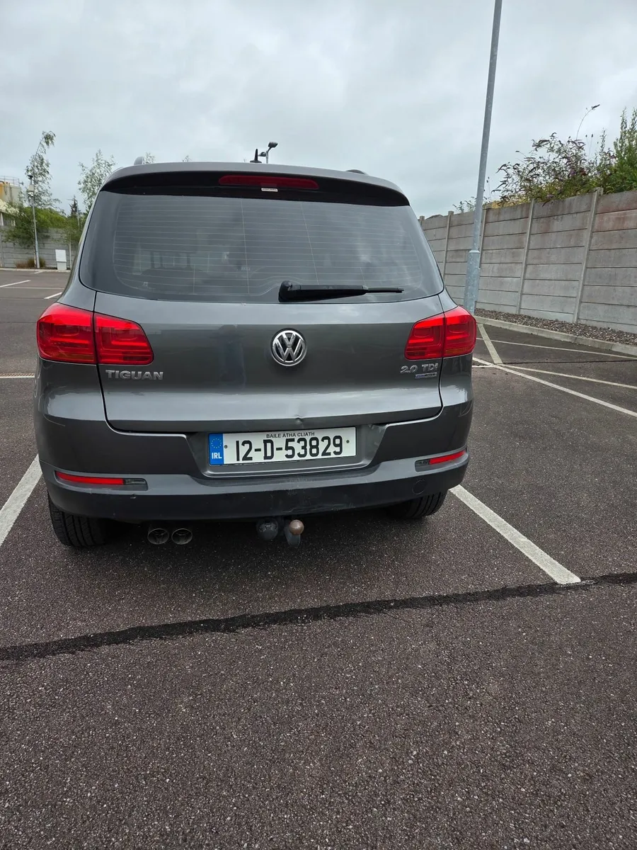 Volkswagen Tiguan 2012 - Image 4