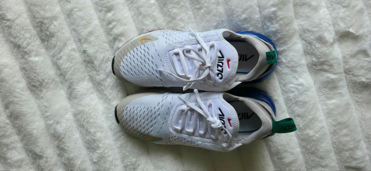 Nike Air Max 270 - size 6 - Image 4