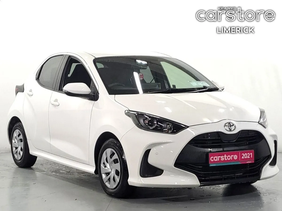 Toyota Yaris 1.0 PET Auto - Image 1