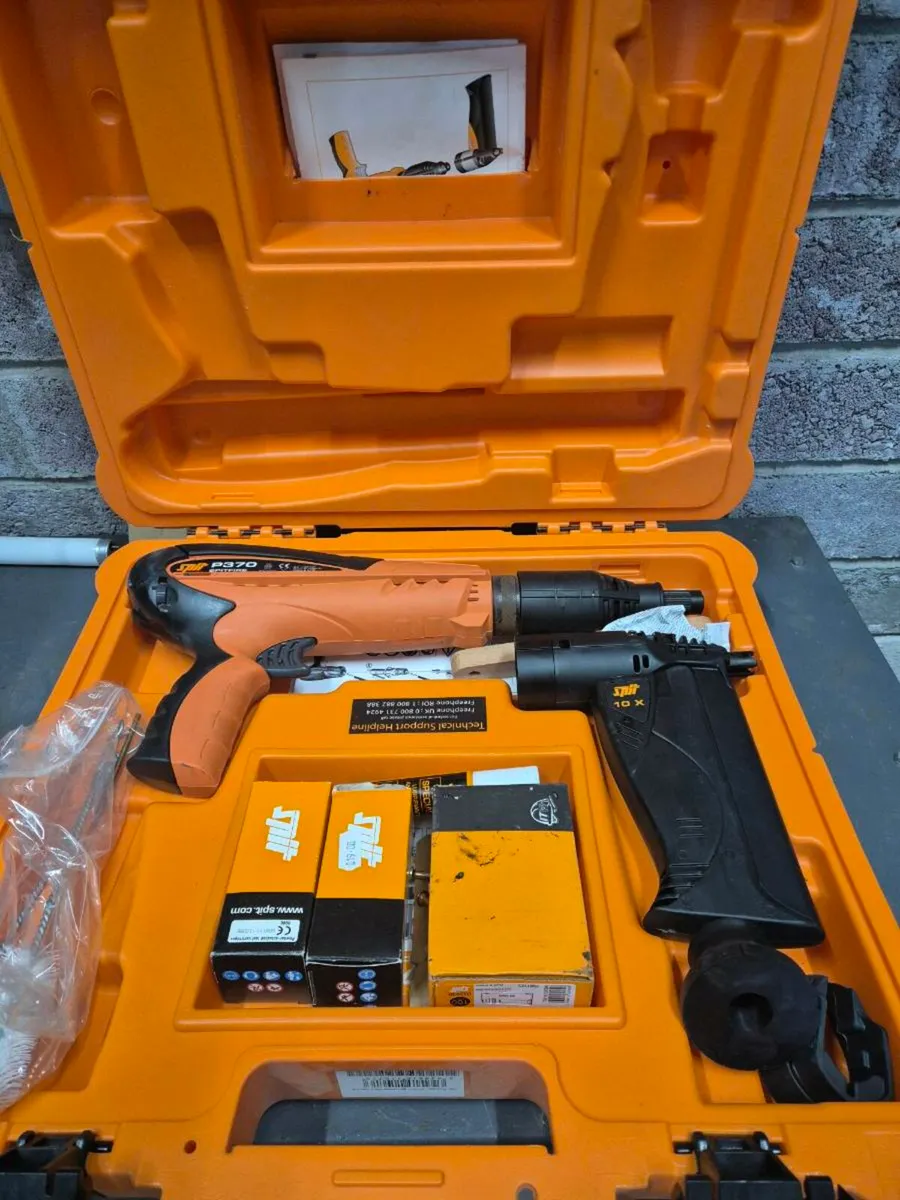 Spit Nail Gun - Image 1