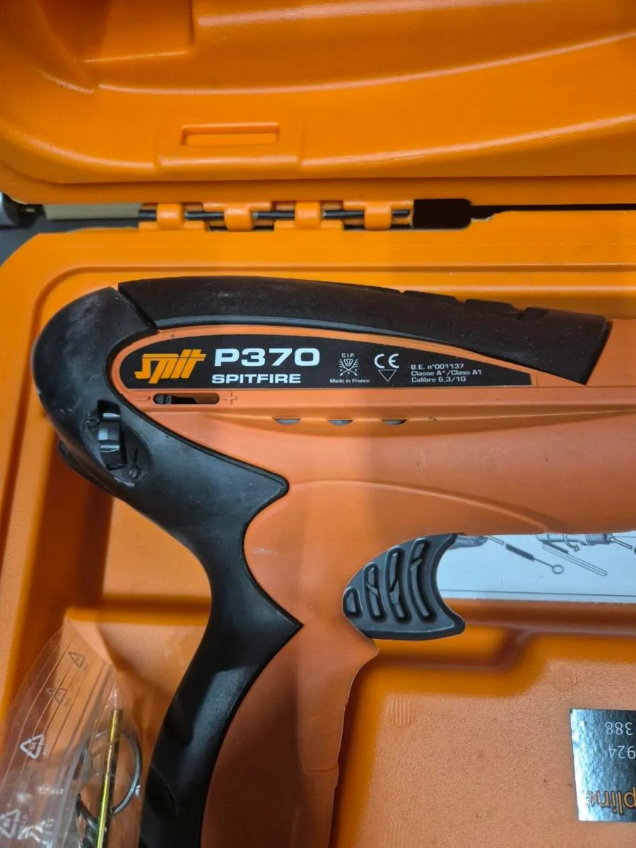 Spit Nail Gun - Image 2