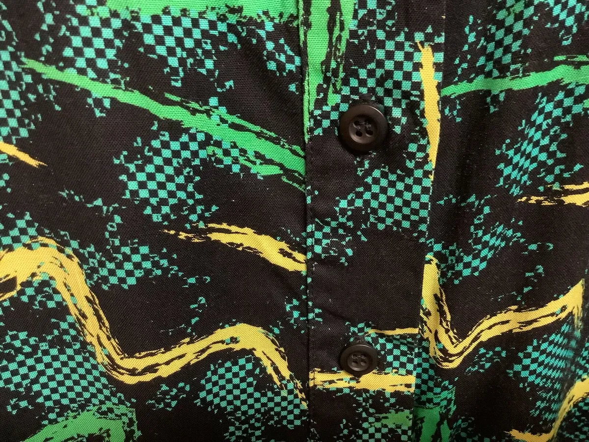 Blouse fits size 18/20 - Image 4