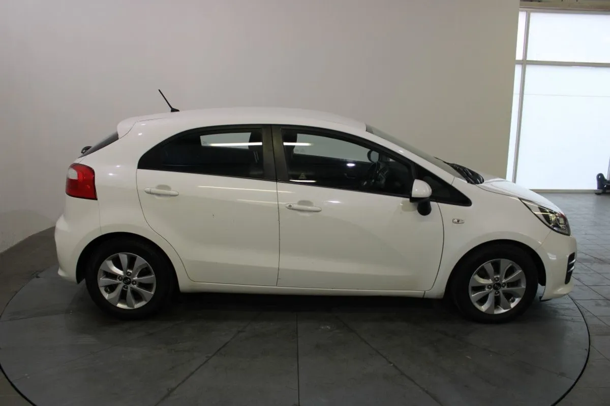 Kia Rio 1.4 Crdi EX - Image 4