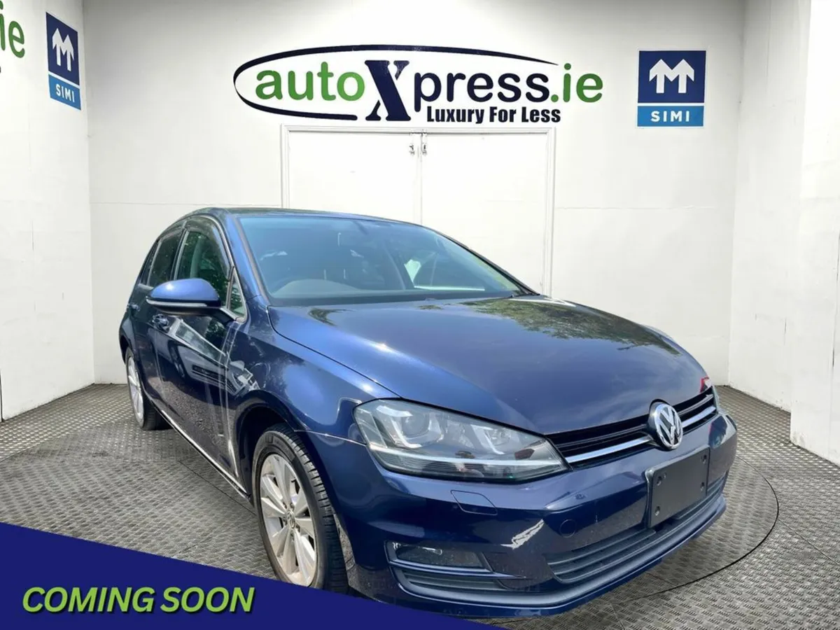 Volkswagen Golf 1.2 TSI Automatic, Reversing camer - Image 1