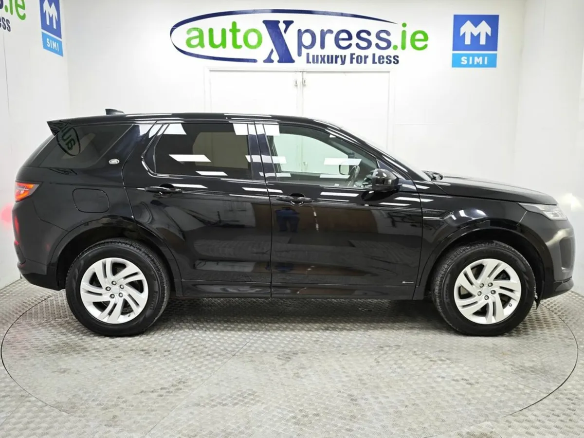 Land Rover Discovery Sport R-DYNAMIC S Plug-in Hyb - Image 3