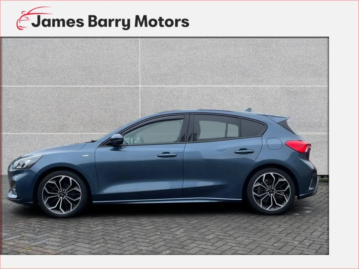 Ford Focus 1.5 Tdci 120PS Titanium - Image 3