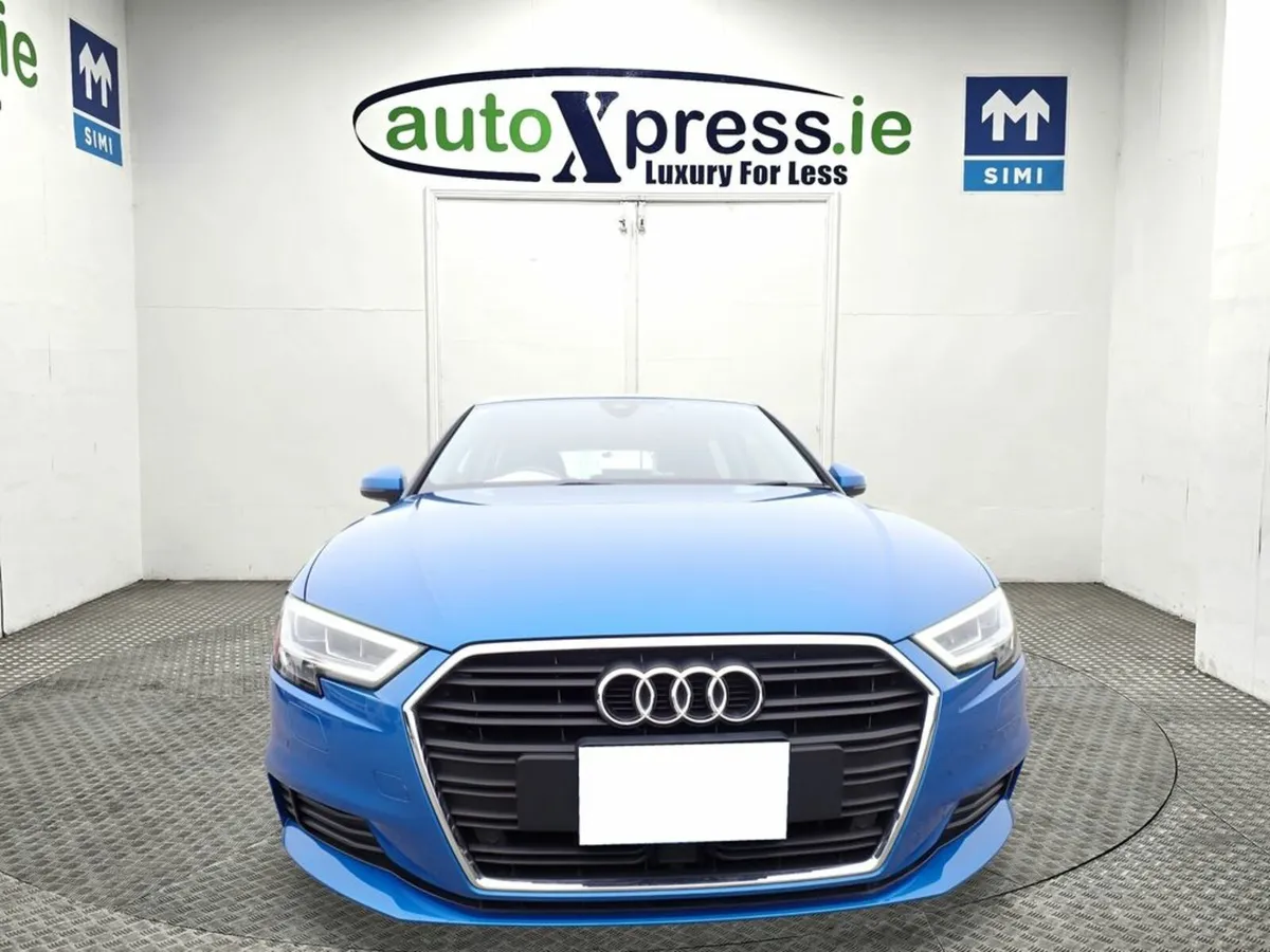 Audi A3 Sportsback 30TFSI Automatic, Reversing cam - Image 3