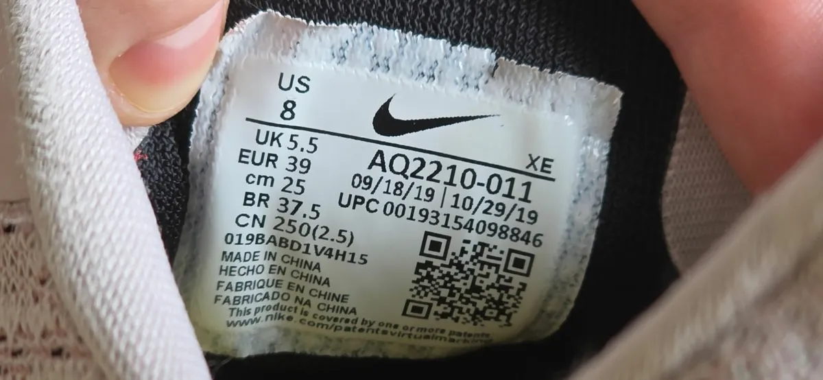 Nike Air Zoom Pegasus 36 - size 5.5 - Image 2