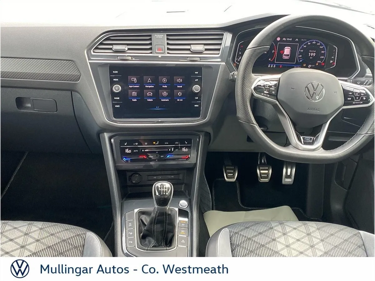 Volkswagen Tiguan 2.0 TDI 150HP R-line - Image 2