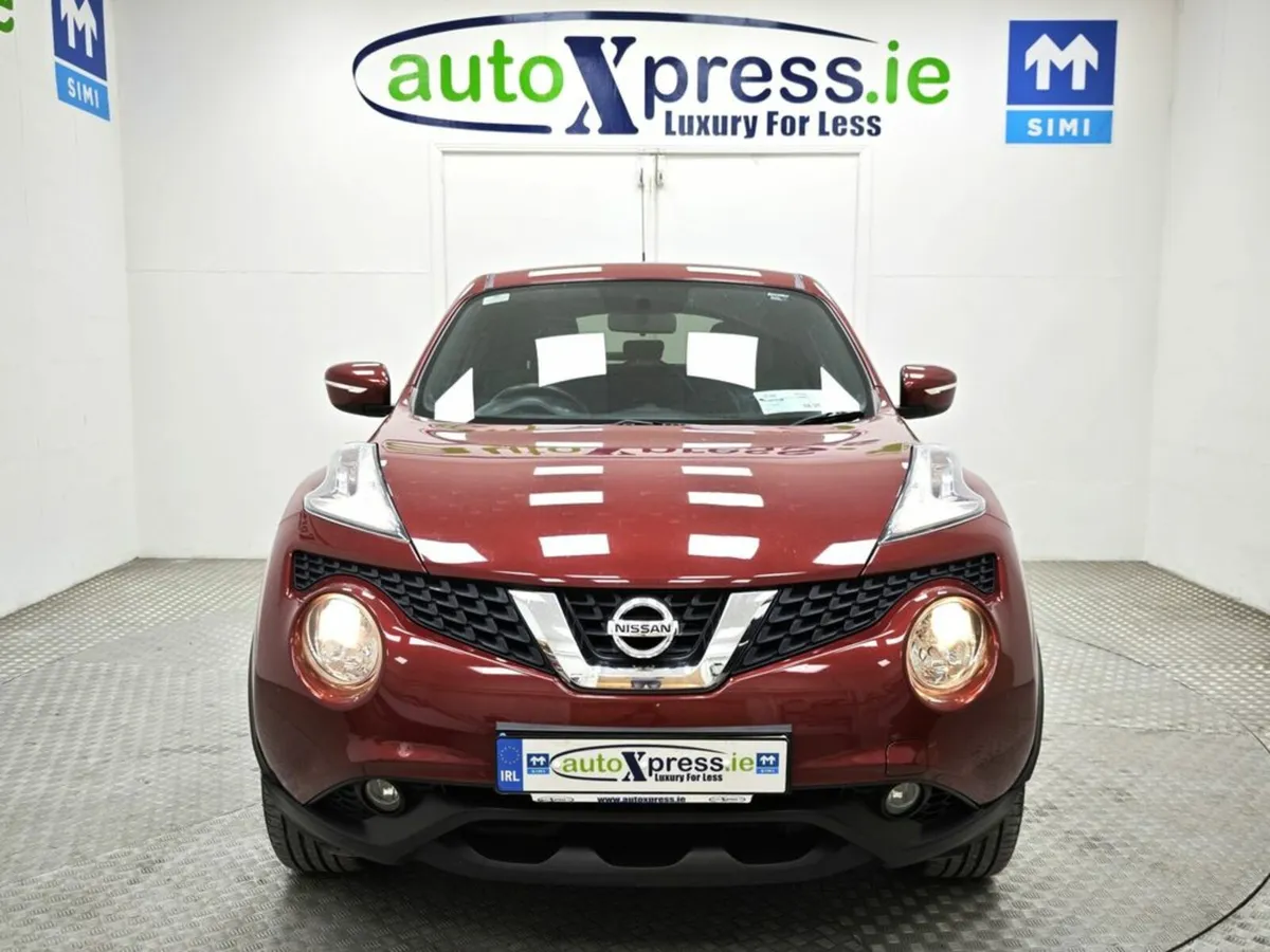 Nissan Juke 1.6 Acenta Premium Automatic, Reversin - Image 3