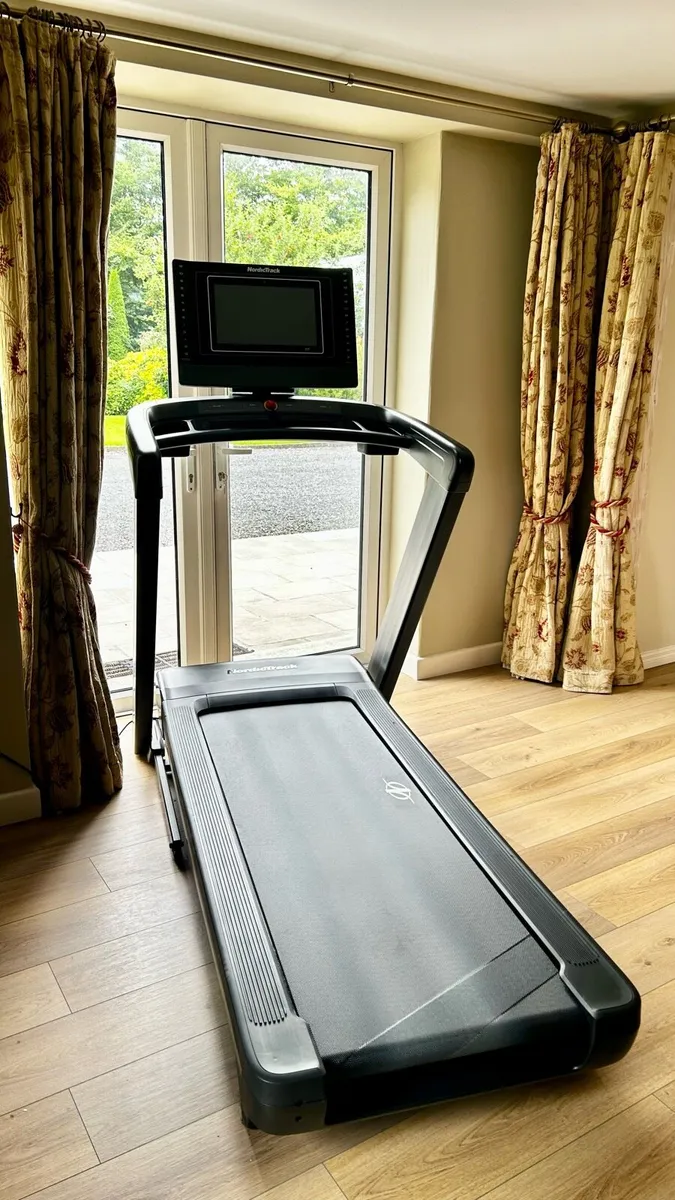 NordicTrack C1750 treadmill (2023 model) - Image 2