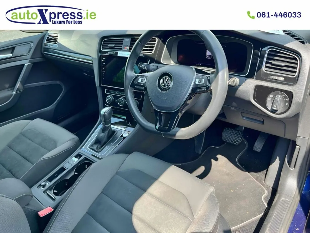 Volkswagen Golf 1.4 TSI Automatic Reversing camera - Image 2