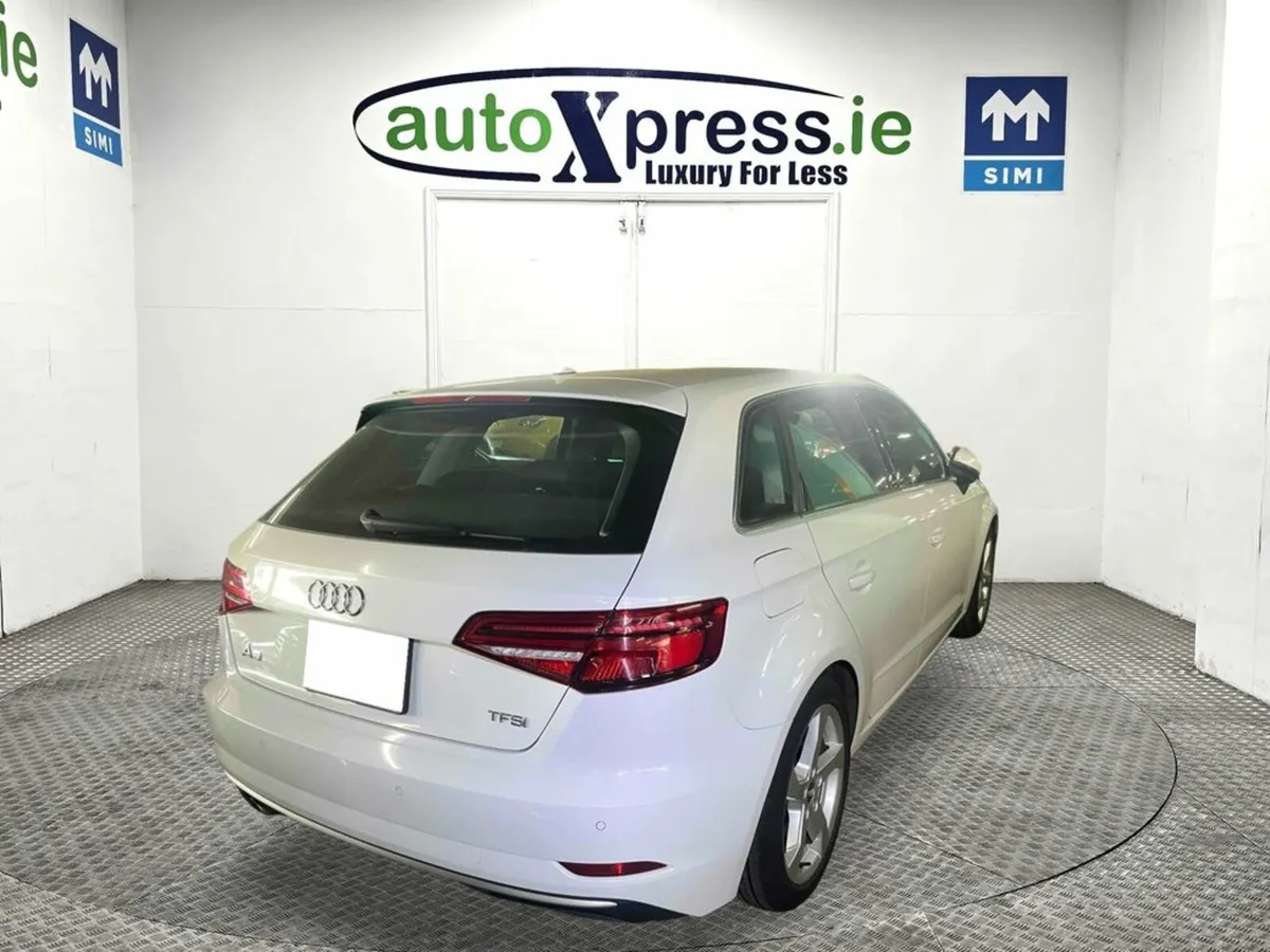 Audi A3 SPORTSBACK 1.4 TFSI Automatic, Reversing c - Image 3