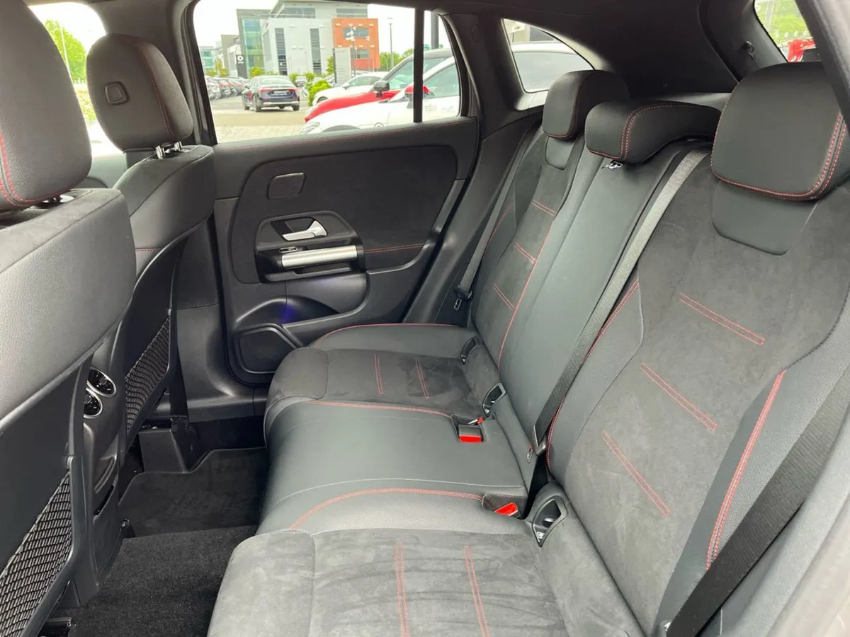 Mercedes-Benz GLA 250e AMG Line Premium Phev - Image 4