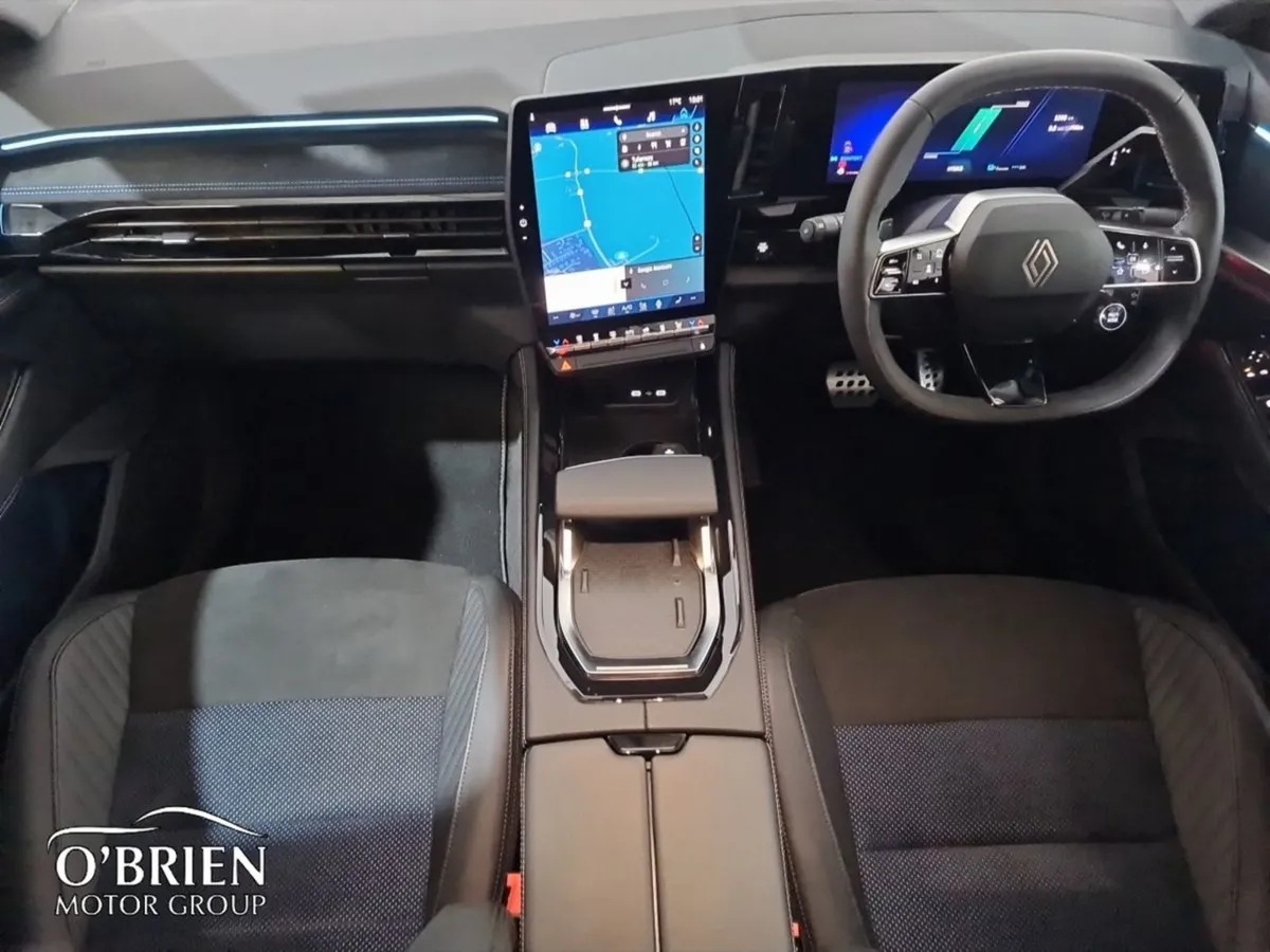 Renault Rafale E-tech Plug-in Hybrid 300 Esprit A - Image 2