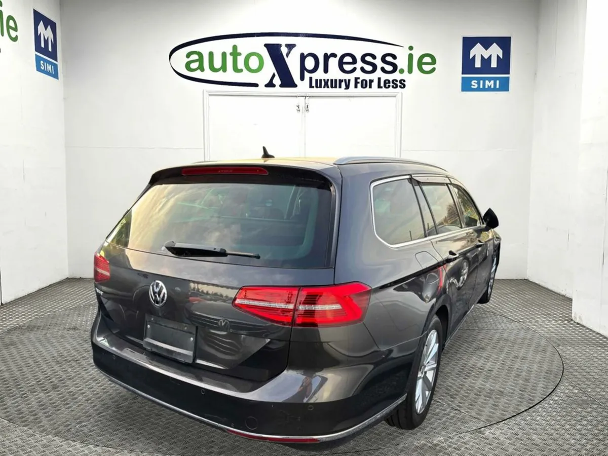 Volkswagen Passat 2.0 TDI Automatic, Reversing cam - Image 3