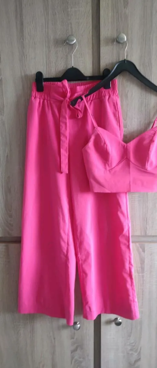 pink set wild leg trousers and top size fits Xs s - Image 2