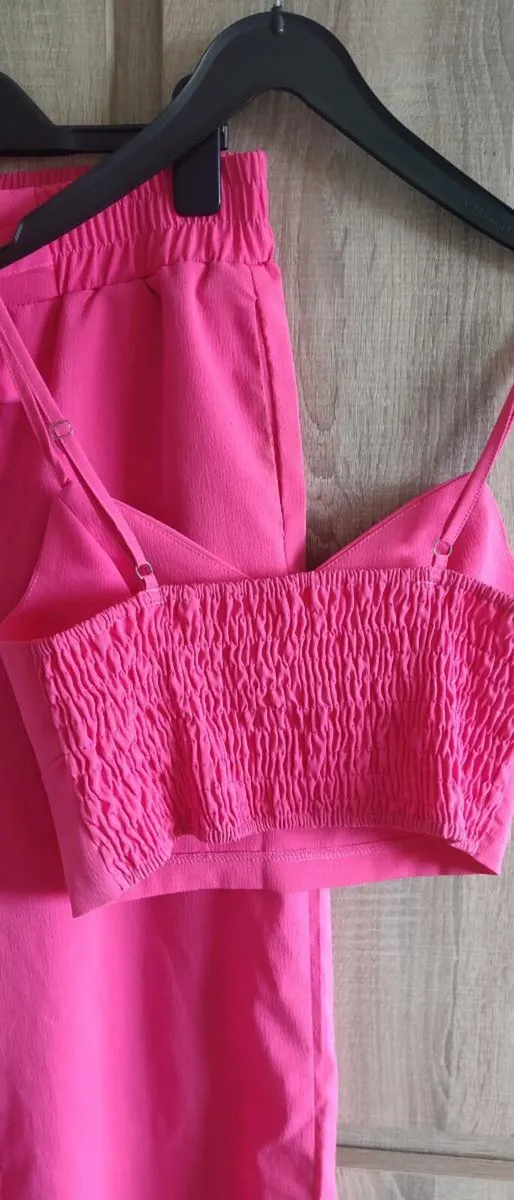 pink set wild leg trousers and top size fits Xs s - Image 4