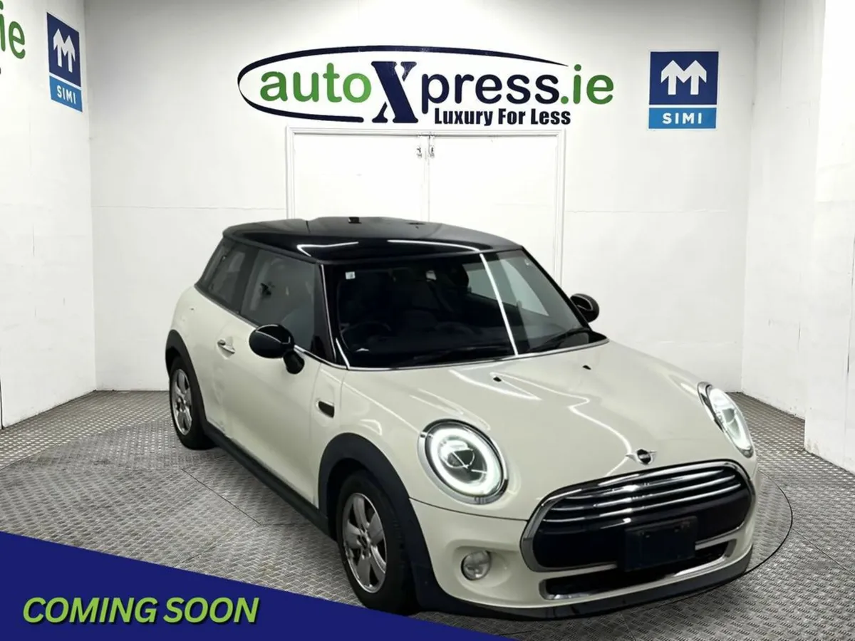 Mini Cooper 1.5 Automatic, Reversing camera, Low m - Image 1
