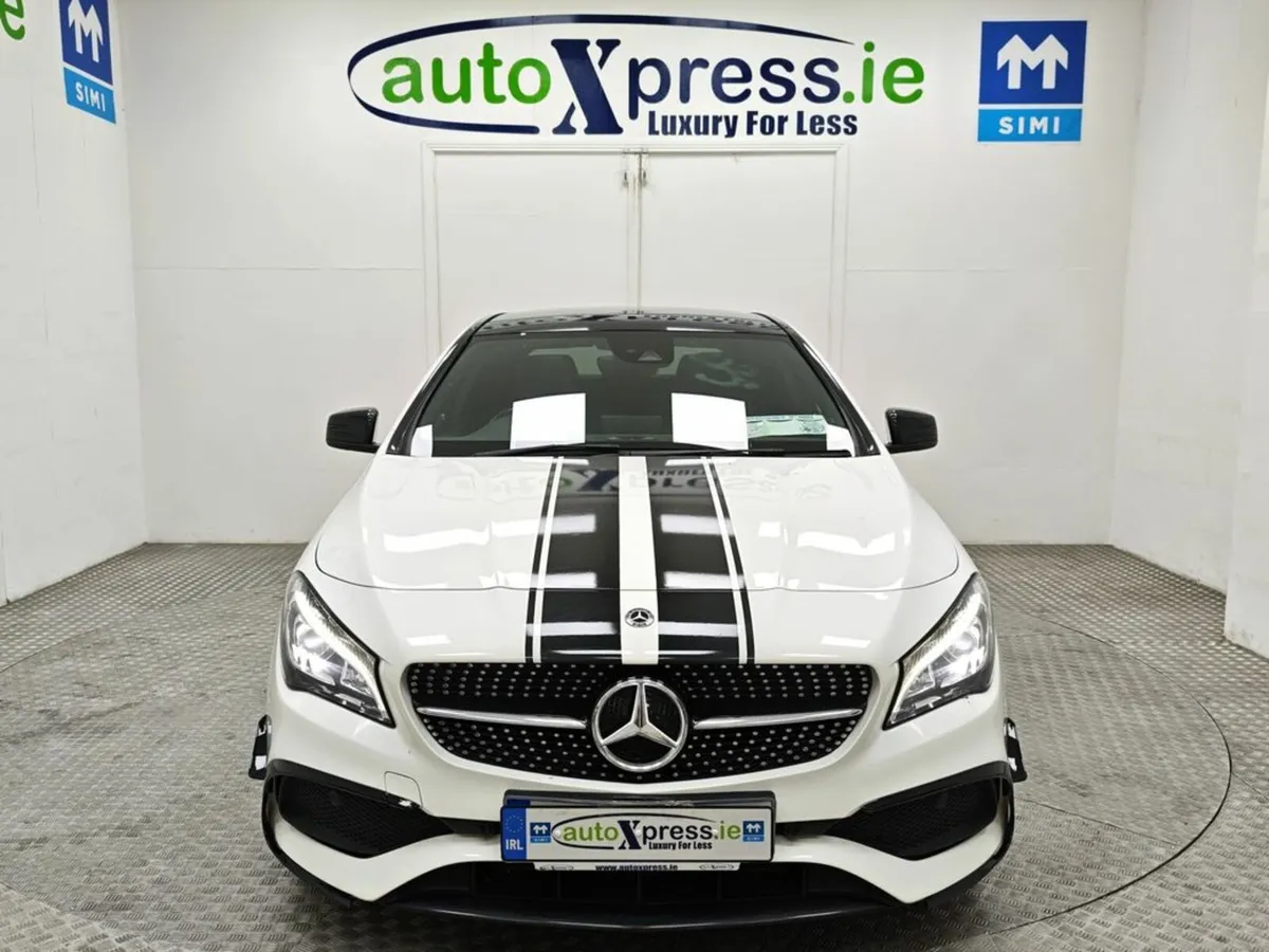 Mercedes-Benz CLA 220 AMG Line Automatic - Image 3