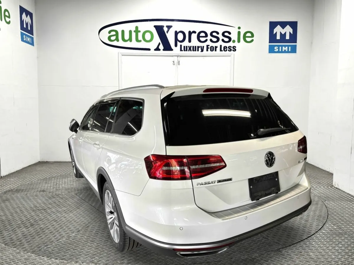 Volkswagen Passat ALLTRACK 4WD 2.0 TDI 4MOTION ADV - Image 3