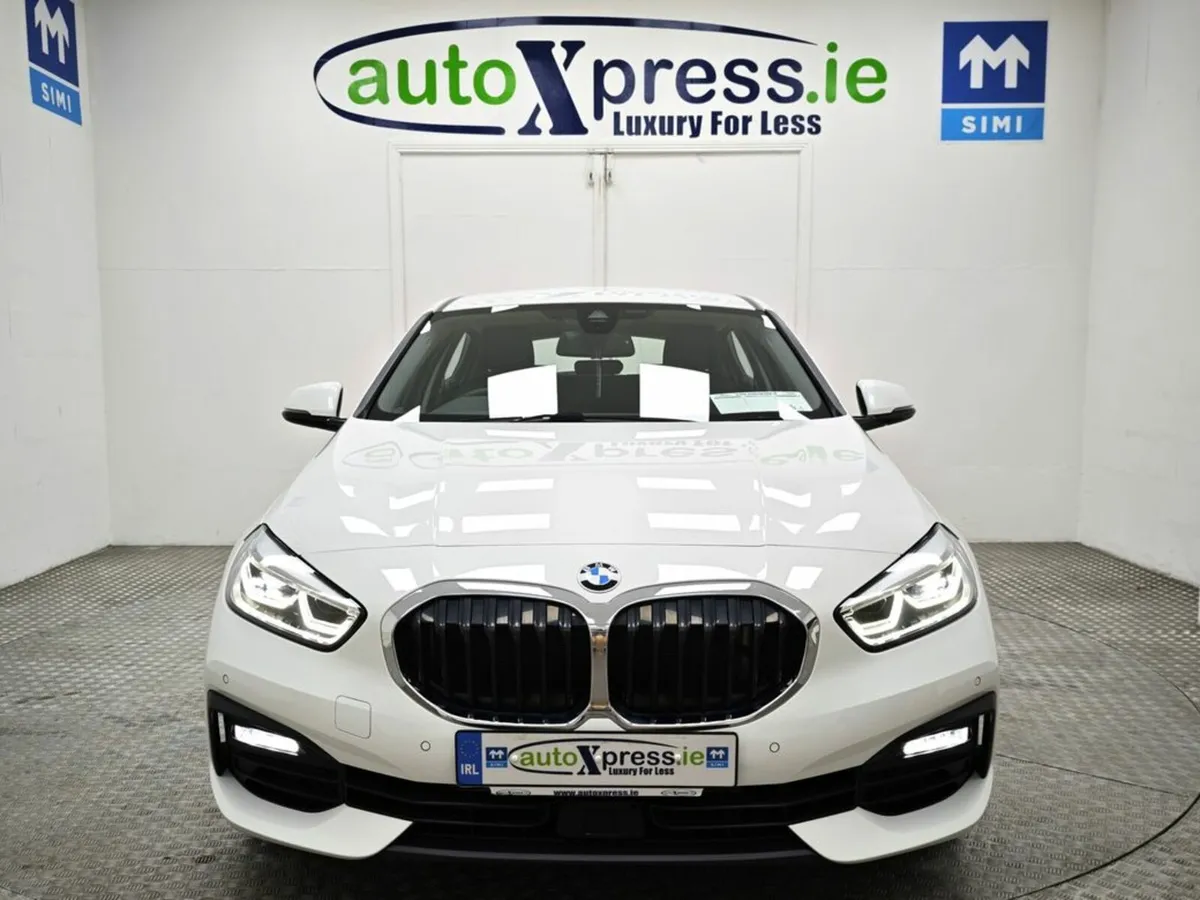 BMW 1-Series 118D PLAY - Image 3