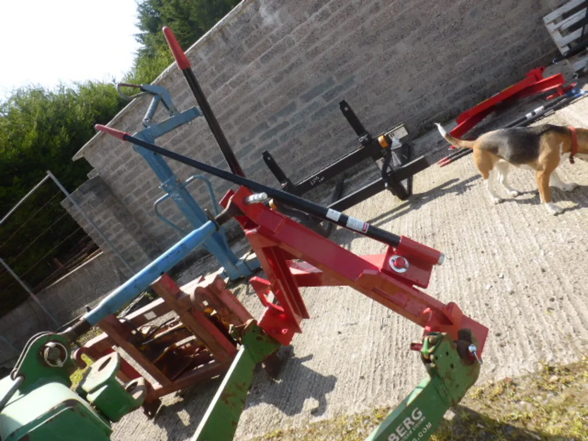 New Folding Double Bale Spike - Image 4