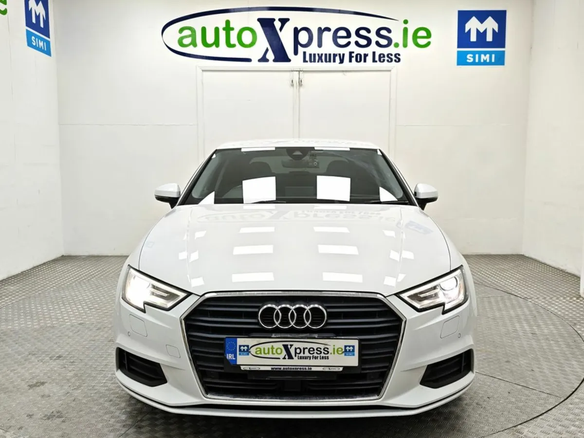 Audi A3 1.4 TFSI Automatic, Reversing camera - Image 3