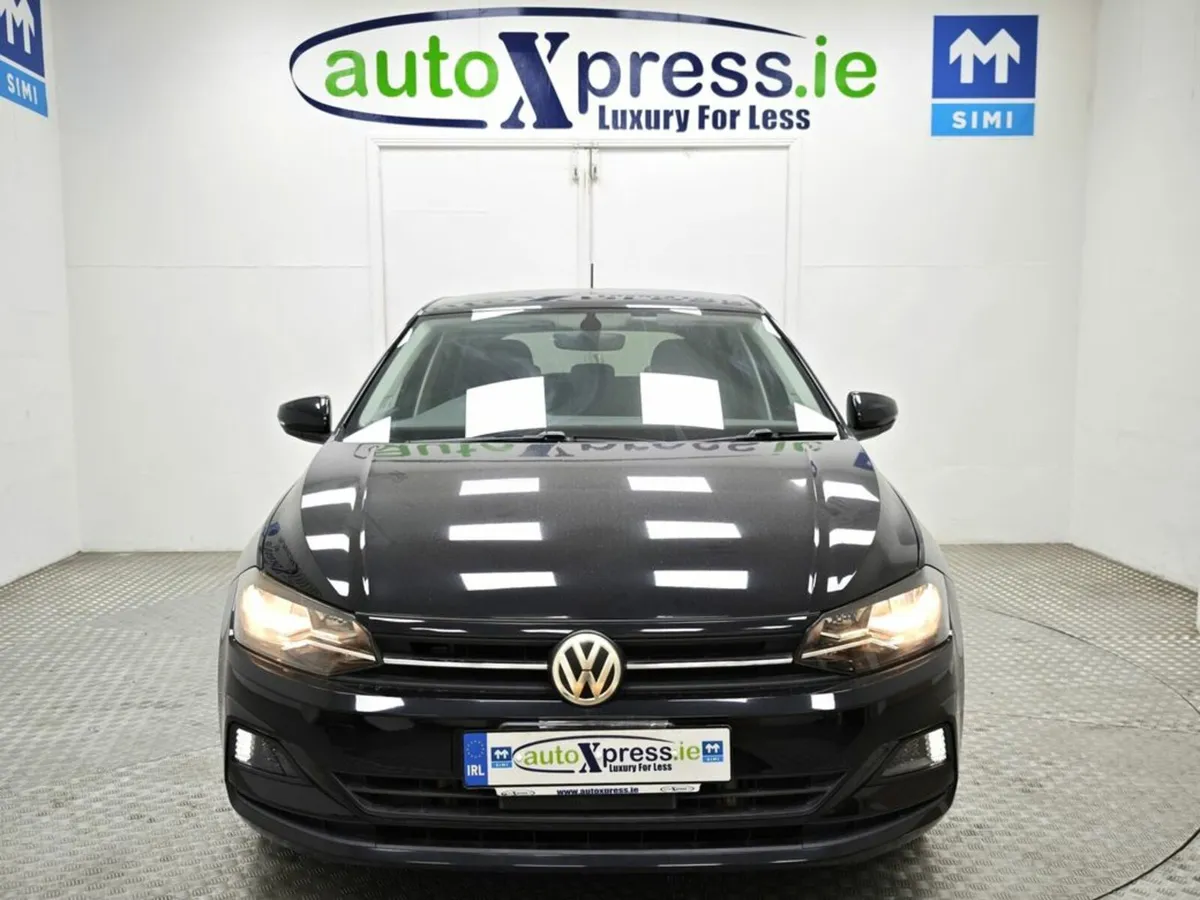 Volkswagen Polo 1.0 TSI Automatic, Reversing camer - Image 3