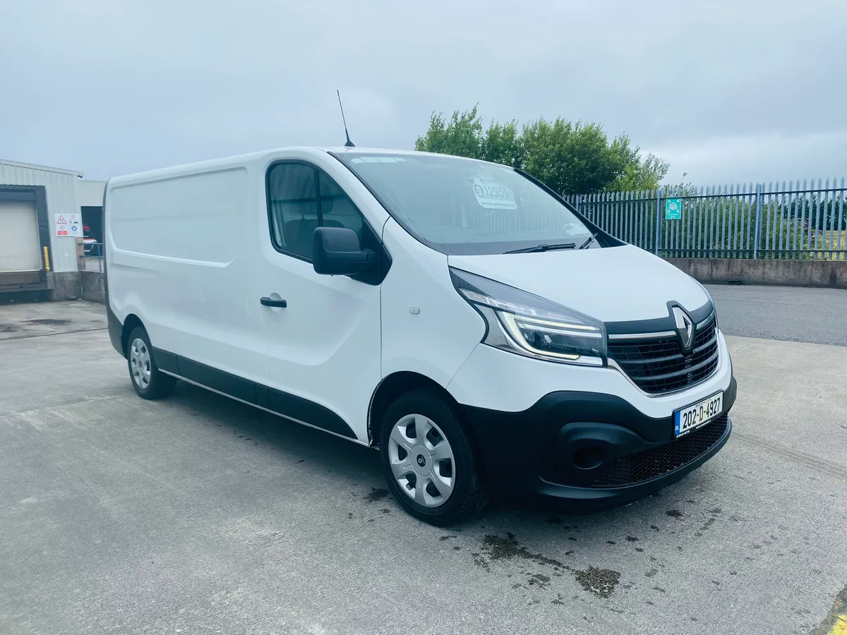 202 Renault Trafic 2.0 120bhp LWB €12,950 + VAT - Image 3