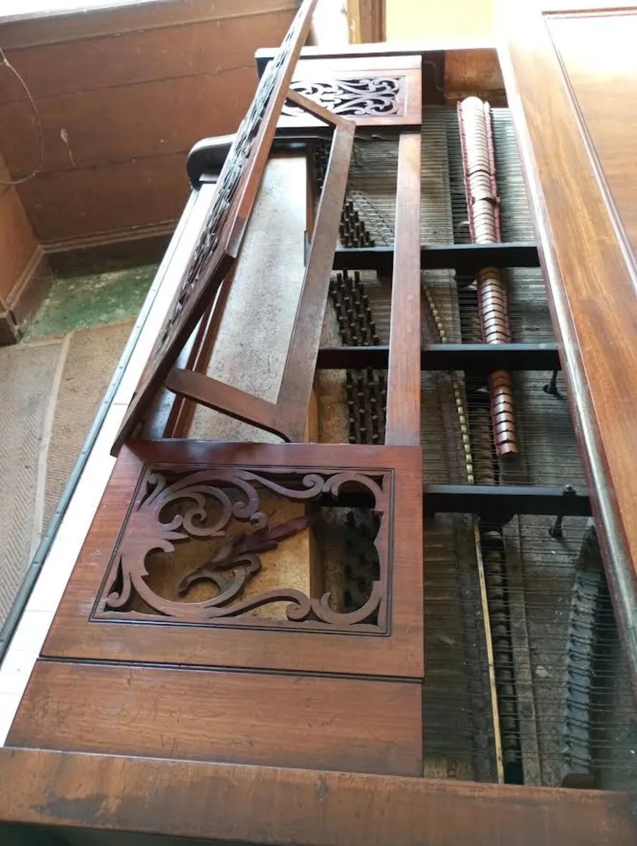 Piano - Image 3