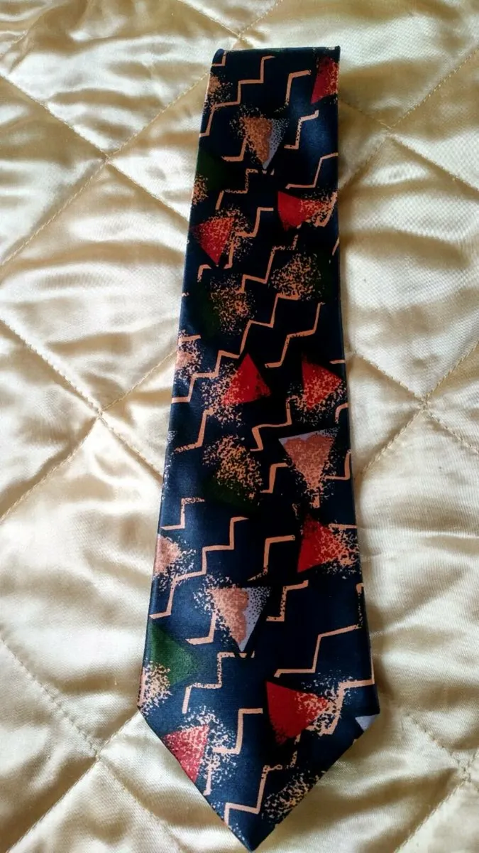 1980's gents abstract design neck tie - Image 1