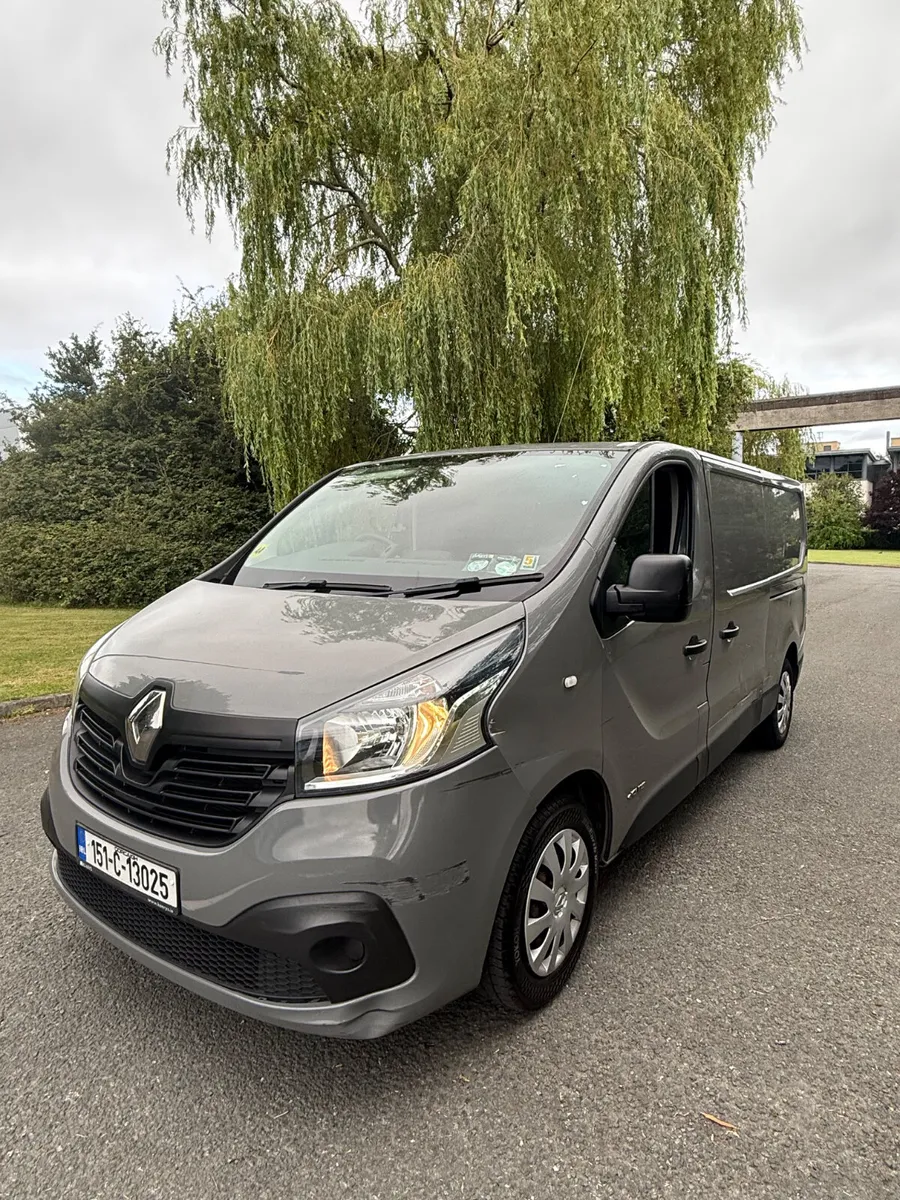 Renault Trafic 2015 LOW MILEAGE INCLUDES VAT - Image 4