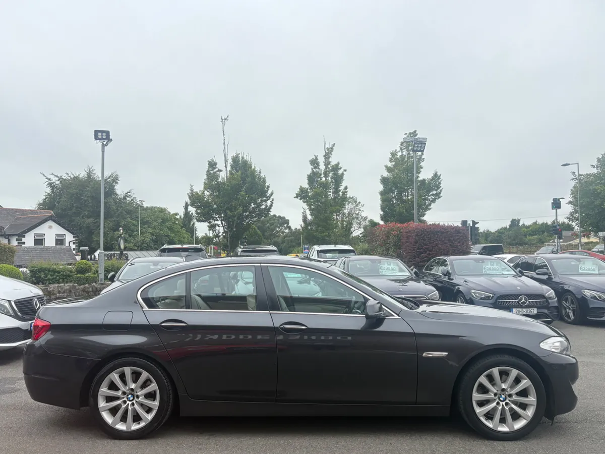 11 BMW 520D SE Auto *Good Spec* - Image 4