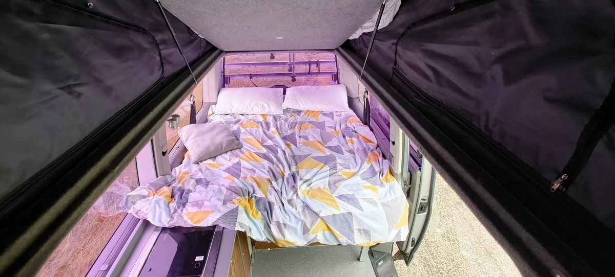 VW T5 Campervan - Image 4