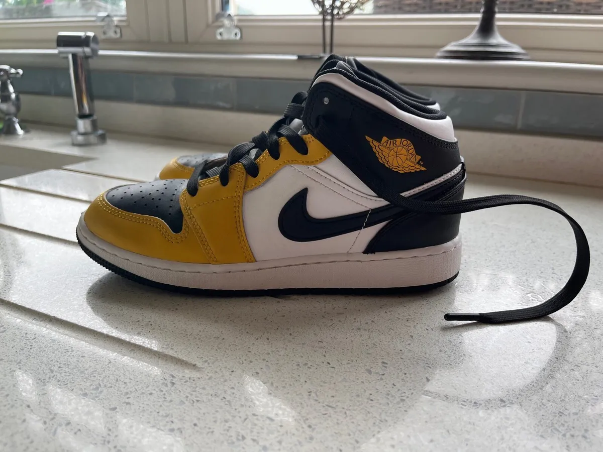 Air Jordan 1s yell ochre - Image 2