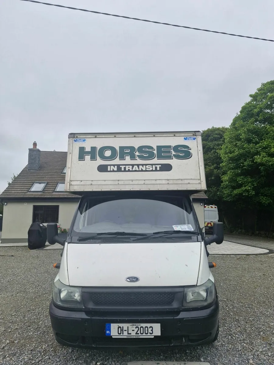 Horse lorrie - Image 1