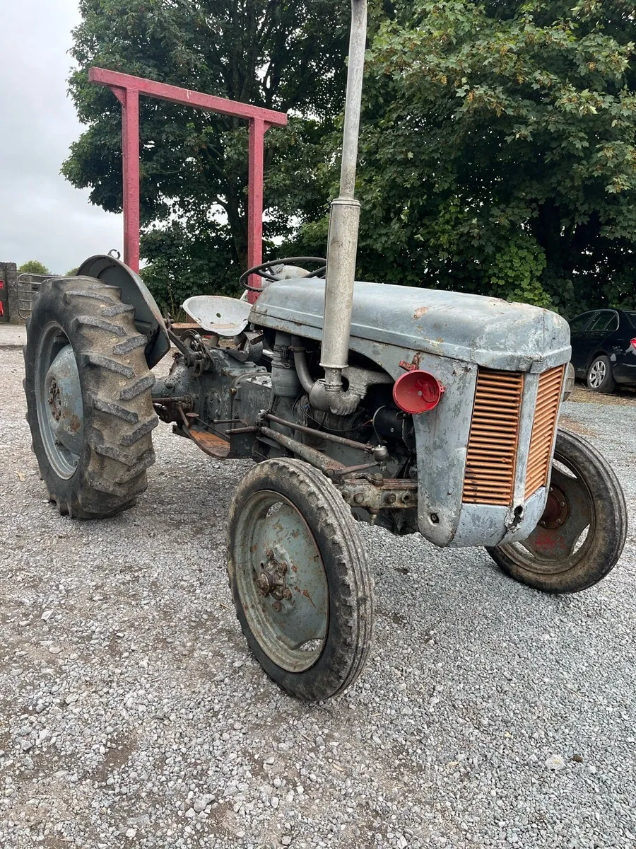 Tractor - Image 2