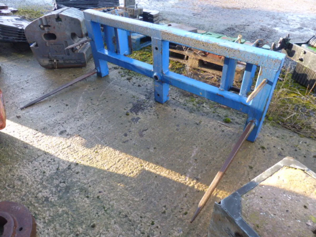 Bale Spike - Image 1